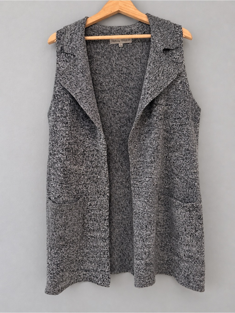 Absolutely Famous Women’s L Marled Knit Longline Cardigan Vest Open Front